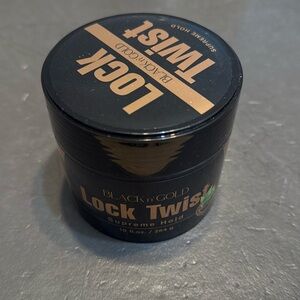 NEW- Black n gold
Lock Twist